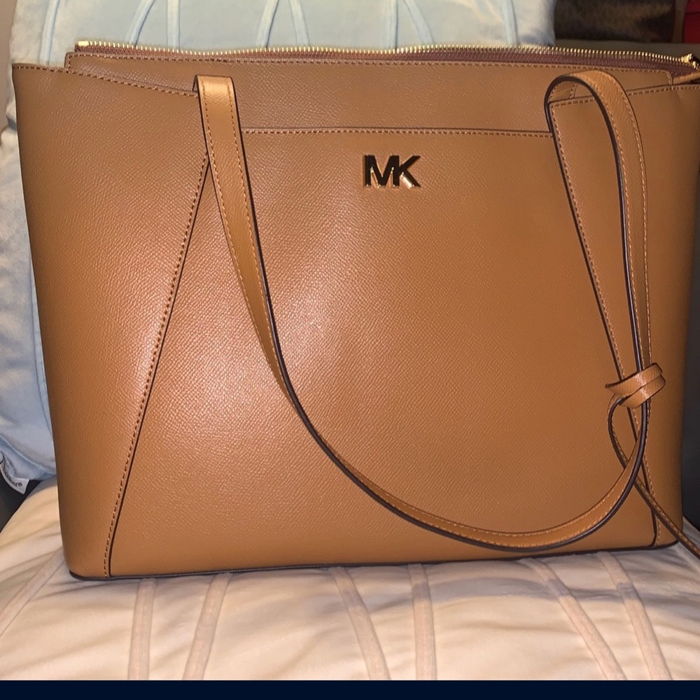 Michael Kors leather tote